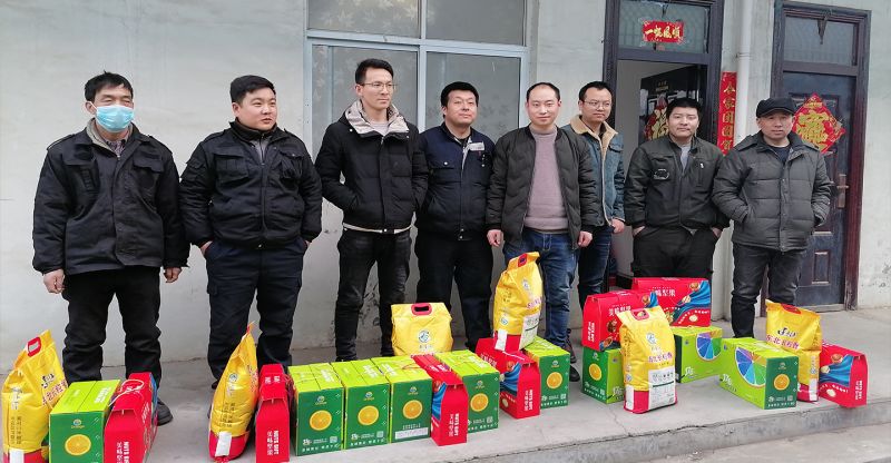 心系員工 溫暖新春—洛陽(yáng)宇捷工貿有限公司為全體員工發(fā)放春節福利